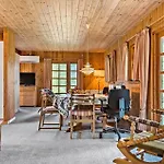 4 Bedroom Beautiful In