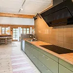Feriehus 4 Bedroom Beautiful In
