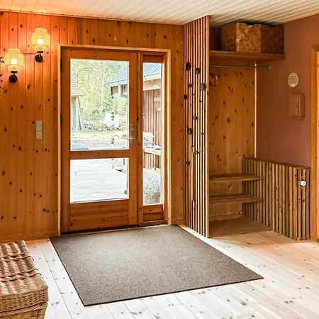 4 Bedroom Beautiful In * Thyholm